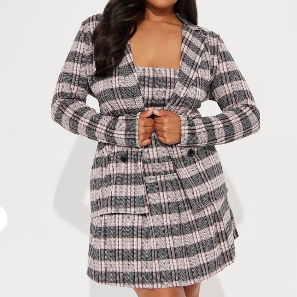 Fashion Nova Pink and Black Plaid Mini Skirt